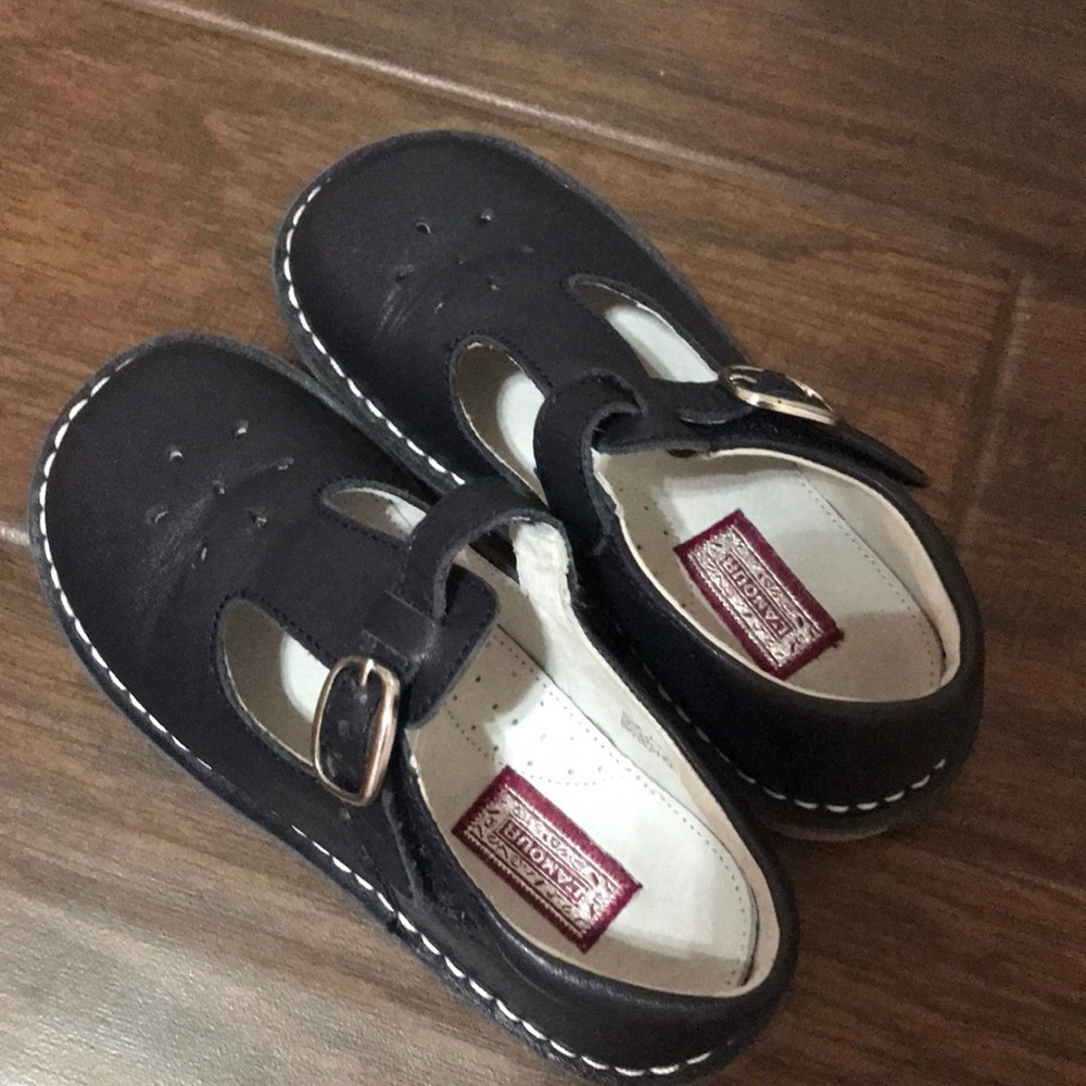 L’Amour shoes